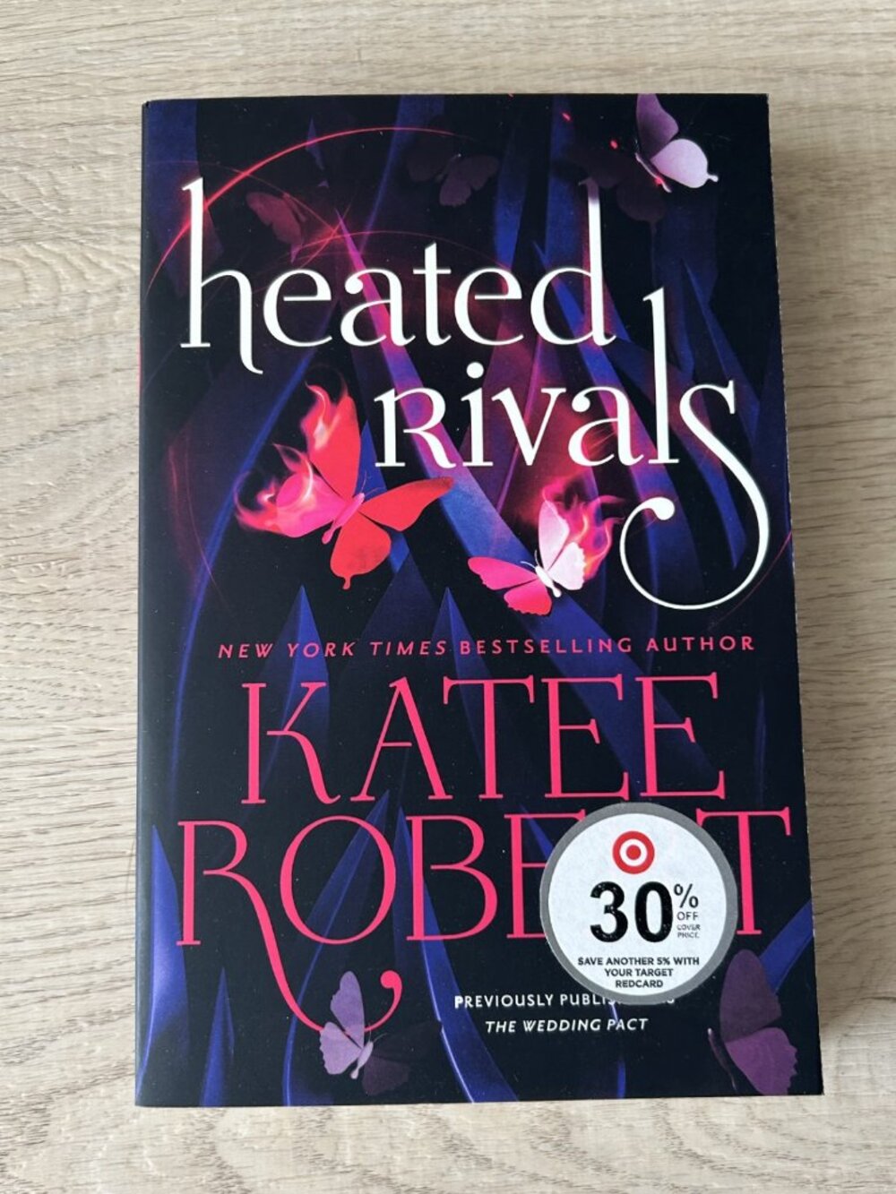 Heated Rivals- Katee Robert; paperback